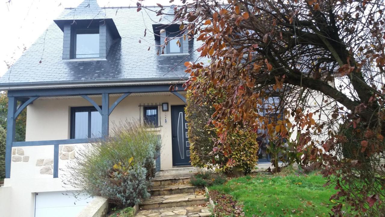 Jo Masson Bed & Breakfast Saint-Aubin-d'Aubigne ภายนอก รูปภาพ